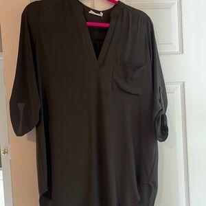 Green tab sleeve tunic